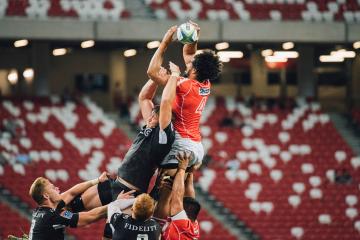 亚冠转会风云：纽约尼克斯盯上锋线强援，萨巴伦卡或成交易筹码